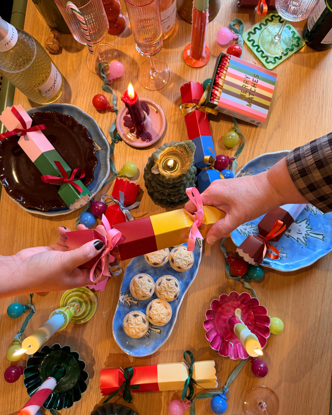 Fill-Your-Own Olive & Maroon Christmas Crackers