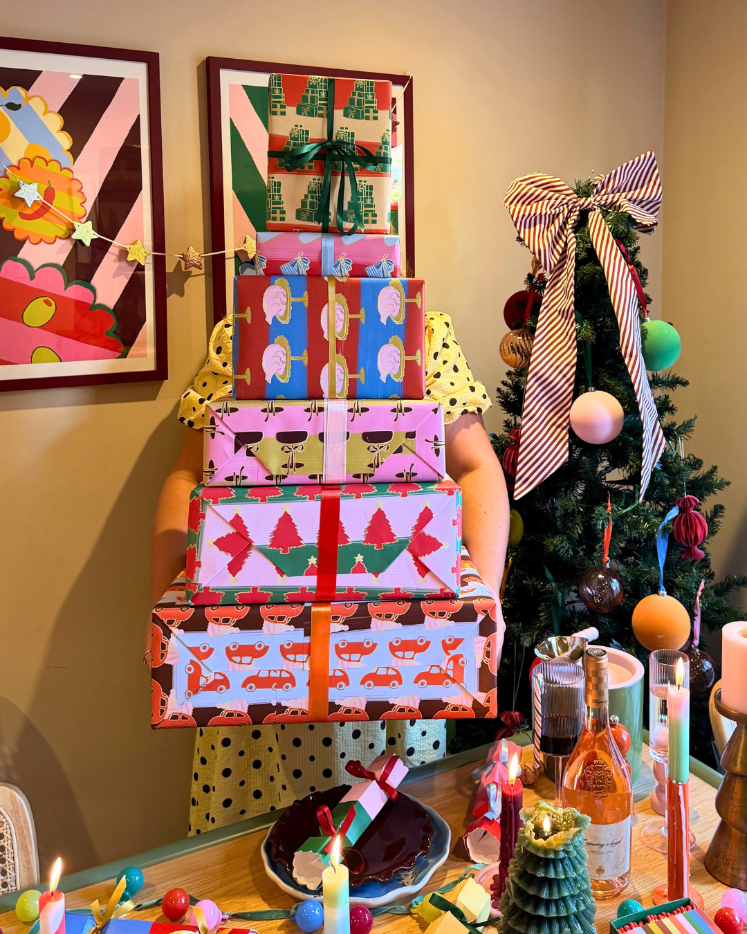 Mistletoe And Wine Gift Wrap Sheet