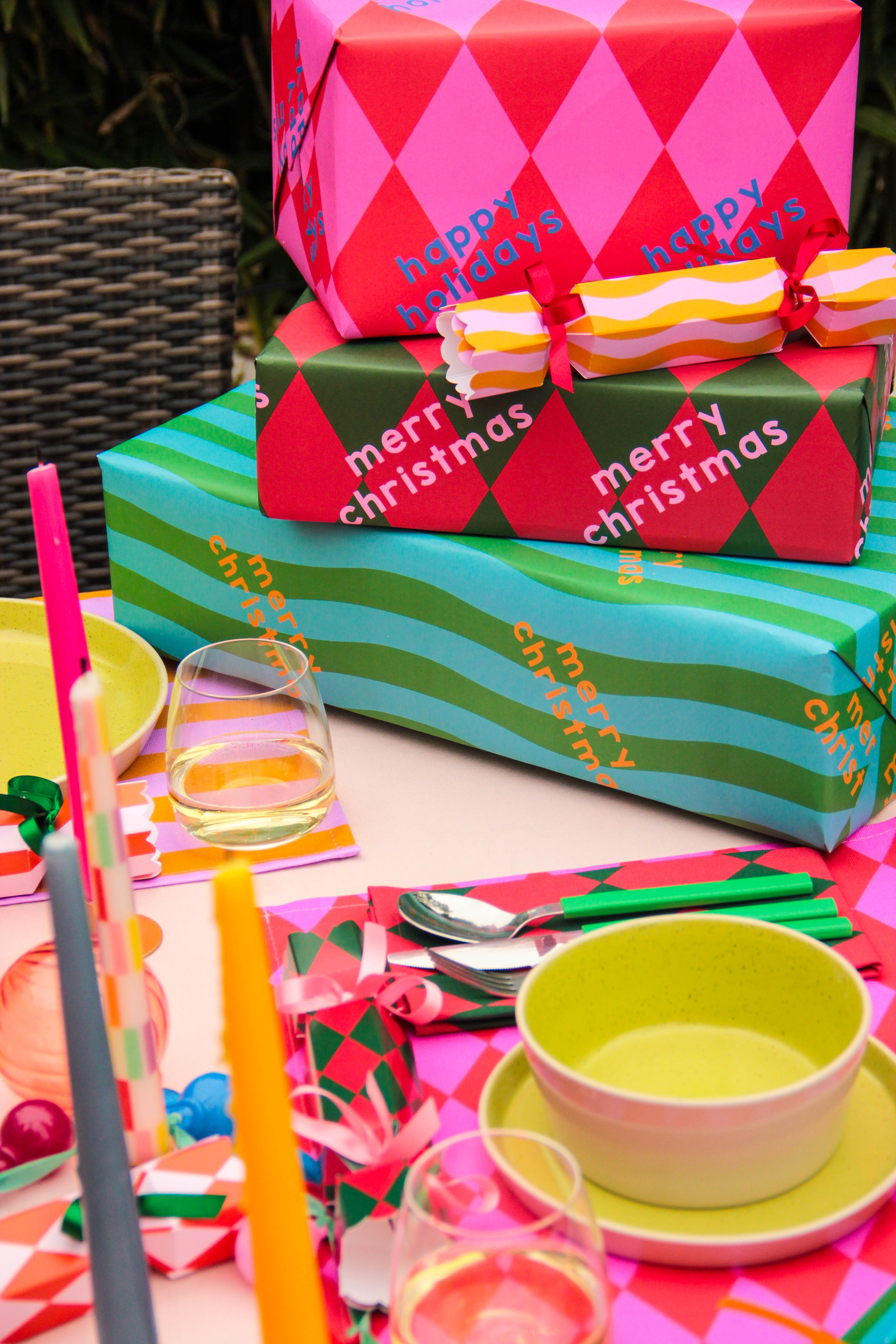 Red & Pink Seasons Greetings Gift Wrap