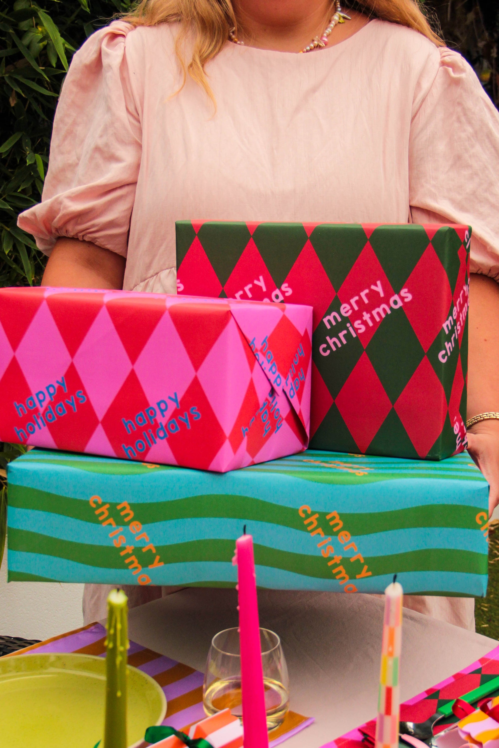 Red & Pink Seasons Greetings Gift Wrap