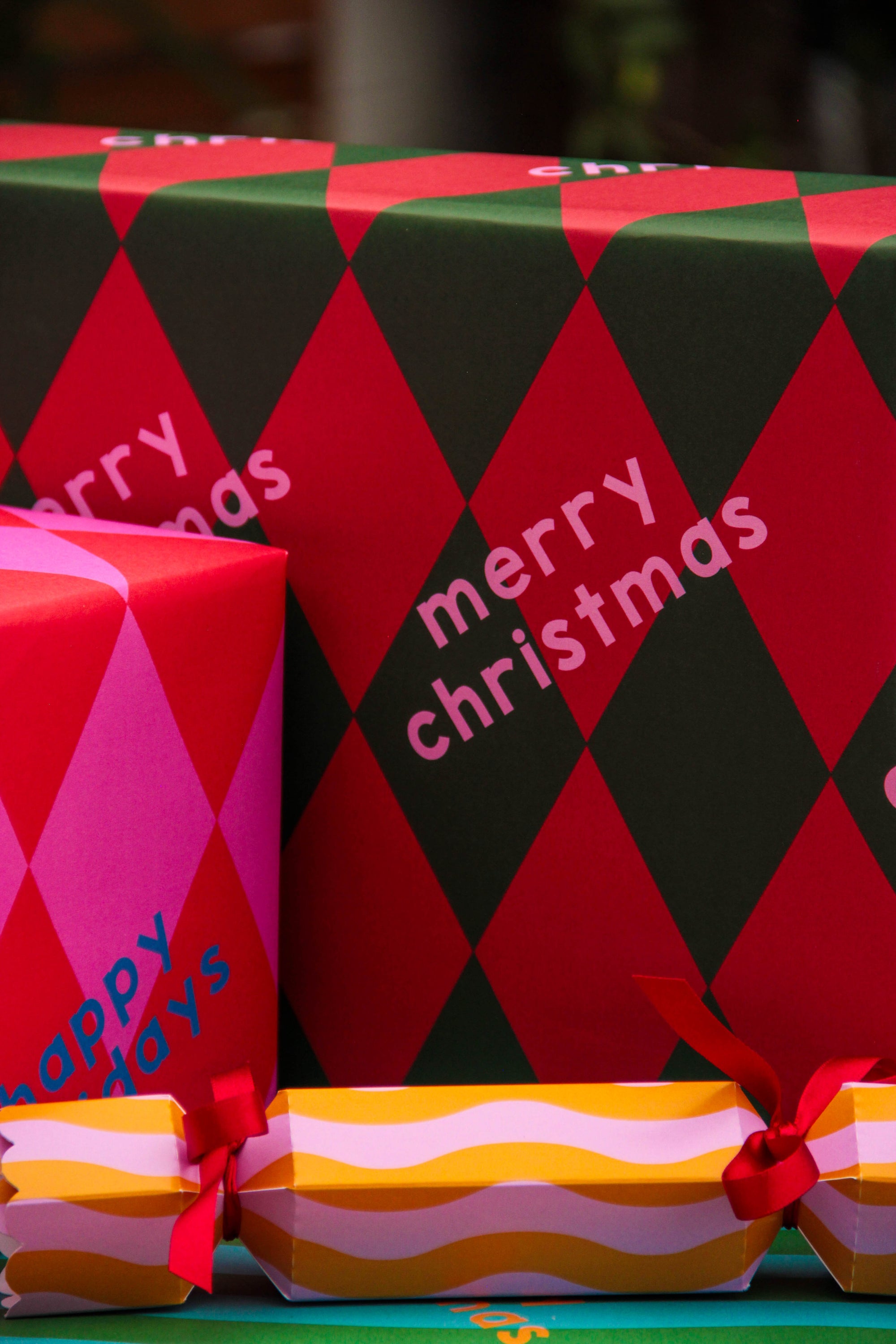 Red & Green Merry Christmas Gift Wrap