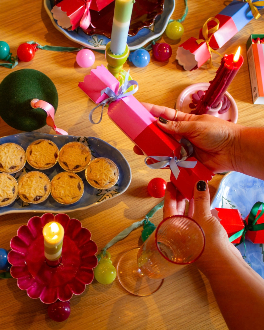 Fill-Your-Own Pink & Red Christmas Crackers