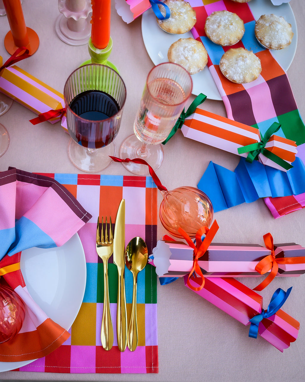 Red & Pink Stripe Christmas Crackers