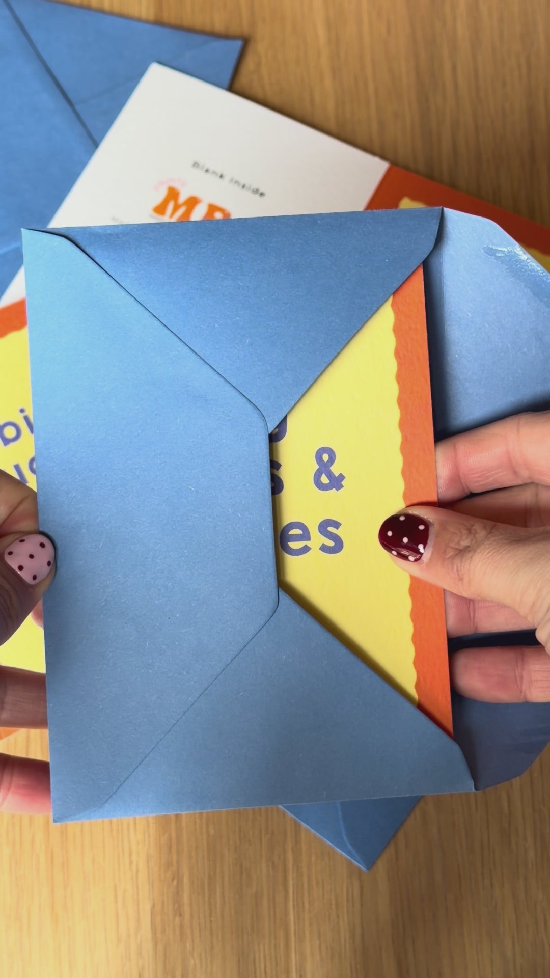 A6 Big Hugs & Kisses Card