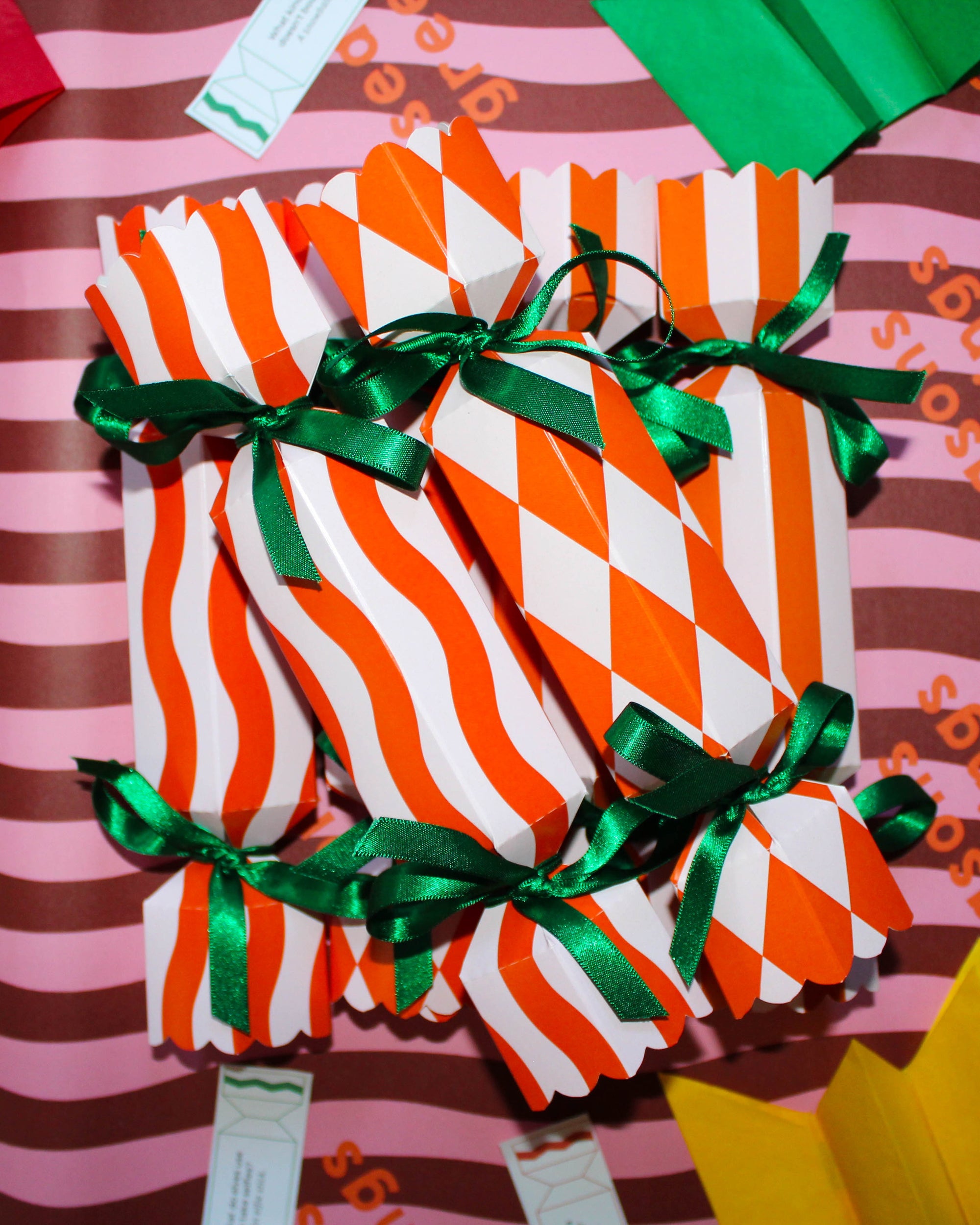 SINGLE Peach & Orange Christmas Cracker